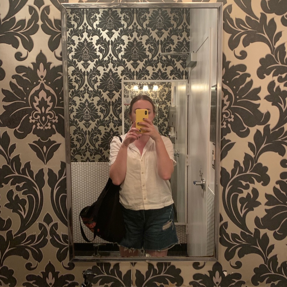 Meet your Posher, Elizabeth